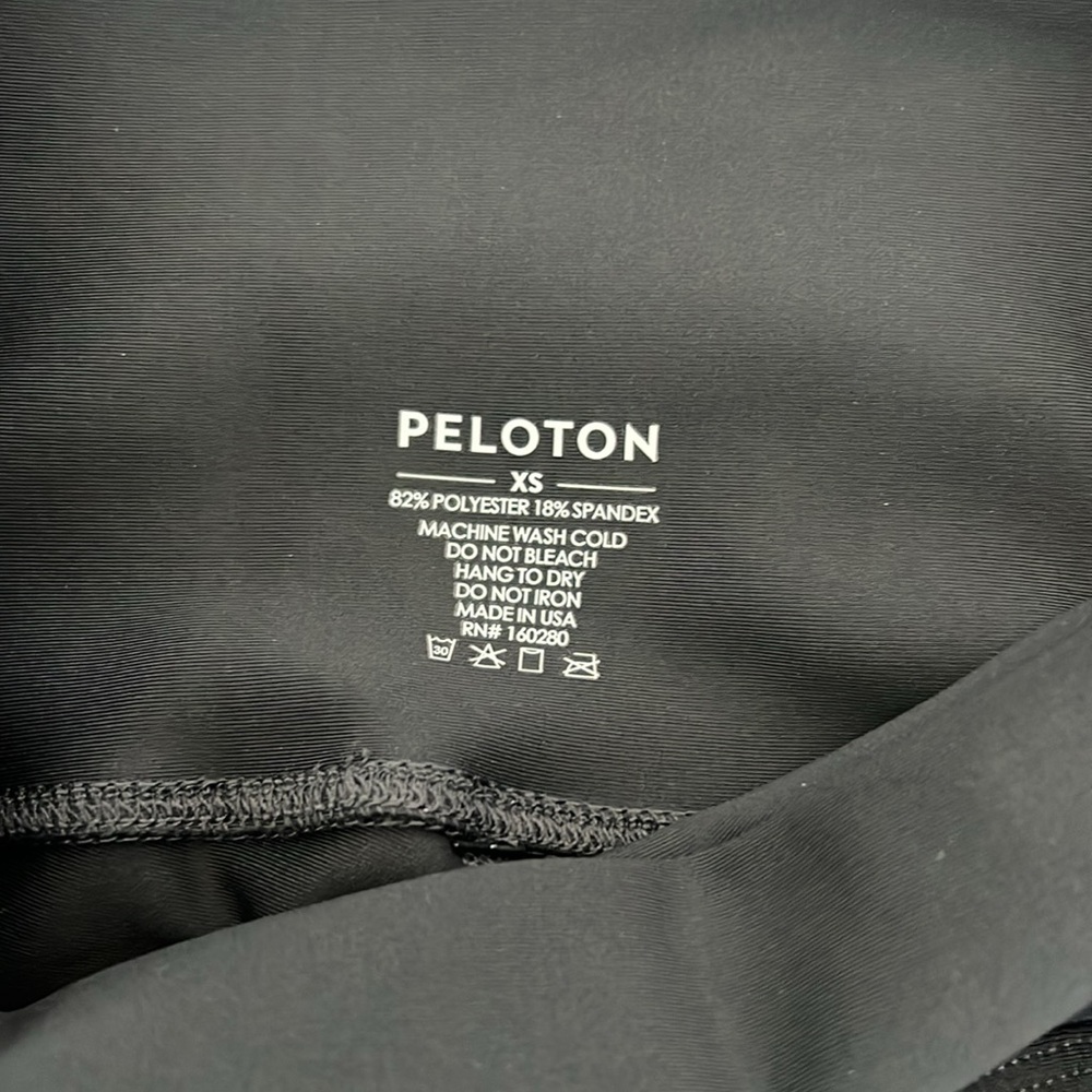 NWT Peloton Show Up Floral Legging - Picture 5 of 7
